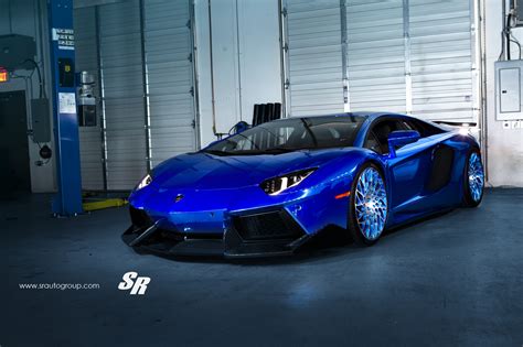 Electric Blue Aventador Gets Outrageous PUR Disc-Style Alloys ...