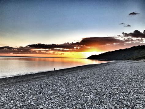 Lyme Regis Monmouth Beach - Photo "Lyme sunset" :: British Beaches