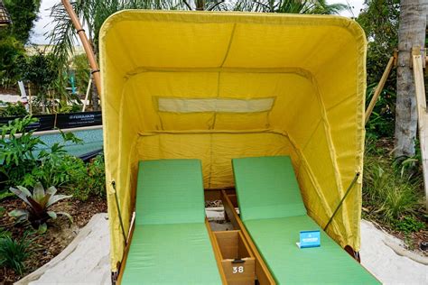 Universal’s Volcano Bay Cabana Rentals – Complete Guide | Orlando Informer