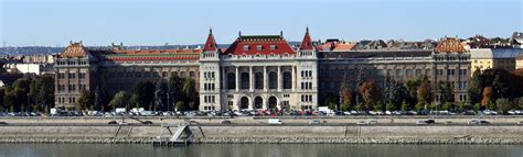 Budapest University Of Technology And Economics International Students ...