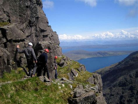 Cuillin Ridge : Climbing, Hiking & Mountaineering : SummitPost