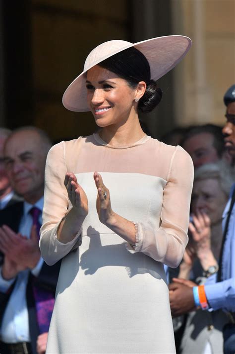 Meghan Duchess of Sussex at a Garden Party at Buckingham Palace in ...