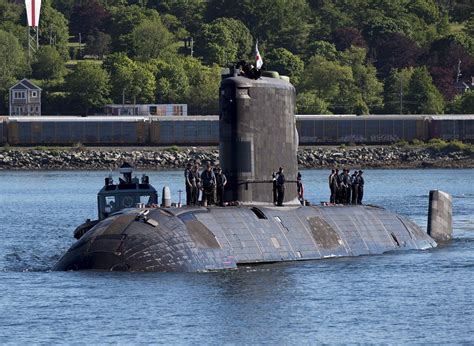 Navy seeks to extend lives of Canada’s four submarines into the 2030s ...