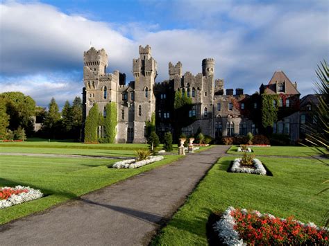 Castle hotels Galway 2024 | Best castles to stay in near Galway city