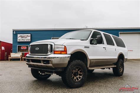 2000 Ford Excursion - Mount Zion Offroad 4x4 Builds