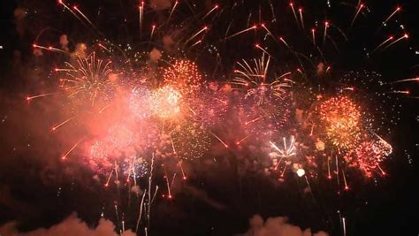 WATCH: The best of Milwaukee's lakefront fireworks