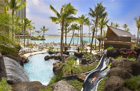 The 5 Best Hotel or Resort Pools on Oʻahu in 2021 - Hawaii Magazine