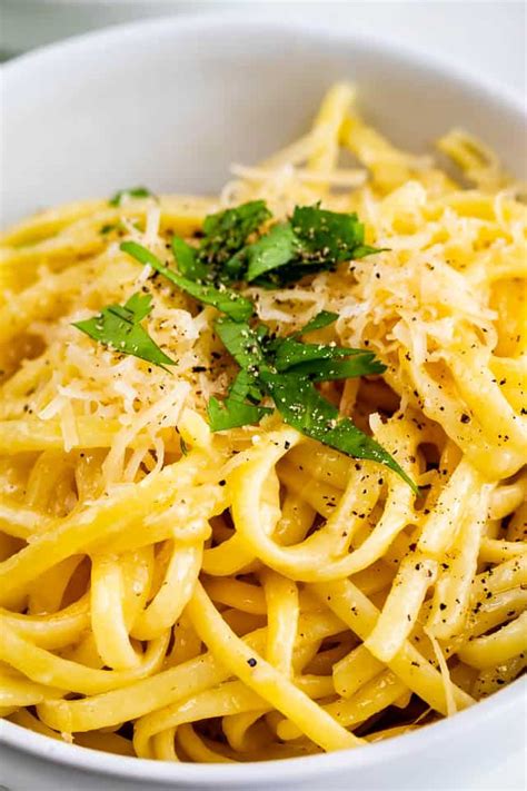 Easy Garlic Butter Pasta Recipe - EASY GOOD IDEAS