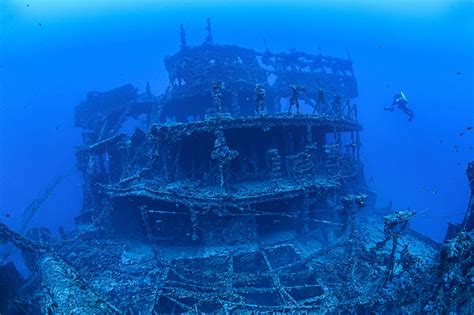 Britannic Underwater