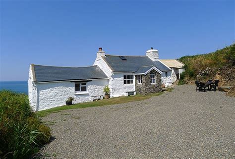 Penrhyn, Strumble Head | 2 Star Holiday Cottage in Pembrokeshire, Wales. | Coastal Cottages of ...