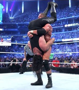 WWE-Universe: WRESTLEMANIA 27 PHOTOS - THE UNDERTAKER VS TRIPLE H, 19-0 ...