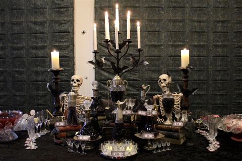 Halloween Vampire Party - Gothic Inspired — Chic Party Ideas