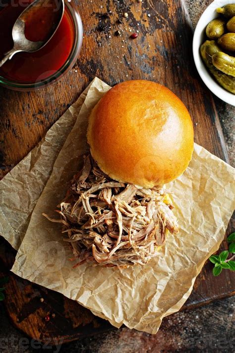 Pulled pork sandwich 15944099 Stock Photo at Vecteezy