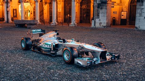 Lewis Hamilton’s Mercedes F1 Car in Photos