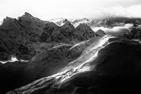 Alpine landscape at Mike Wiegele Helicopter Skiing – Grant Gunderson Photography, Inc.