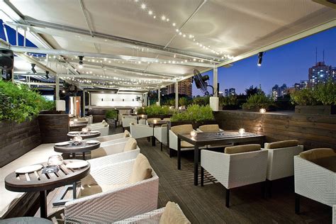 20+ Rooftop Cafe Design Ideas