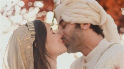 Alia Bhatt-Ranbir Kapoor's captivating wedding photos will melt your heart