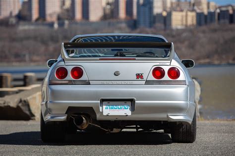 This 1995 Nissan Skyline R33 GT-R V-Spec Is A Rare JDM Classic | Carscoops