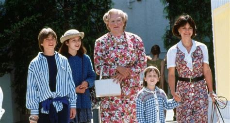 These deleted scenes from Mrs Doubtfire are 100% devastating