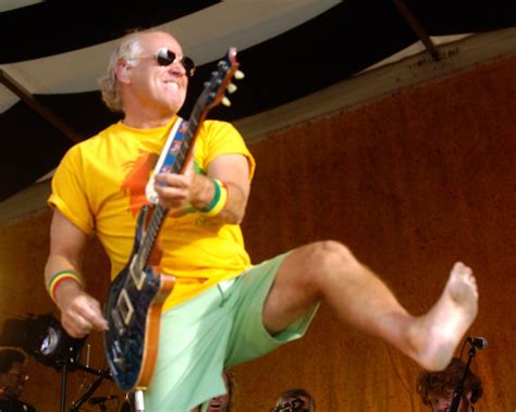 Inside Jimmy Buffett’s life filled with divorce, scary on-stage tumbles ...