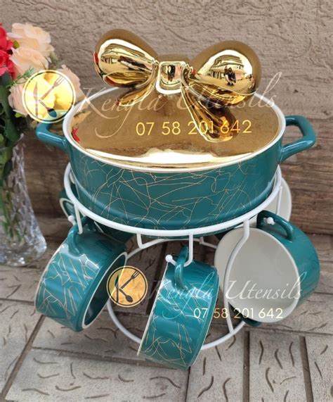 HIGH QUALITY CERAMIC SOUP BOWL SET WITH GOLD RIBBON BOW LID – Emerald ...