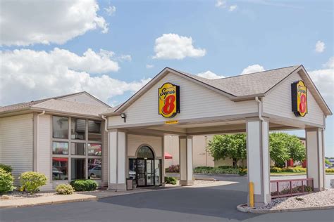 Super 8 Hotel Appleton, WI - See Discounts