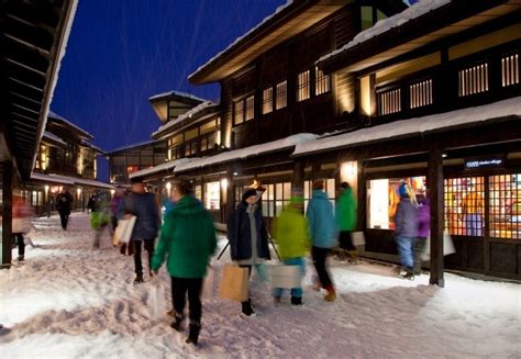 Hilton Niseko Village - Mogul Ski World