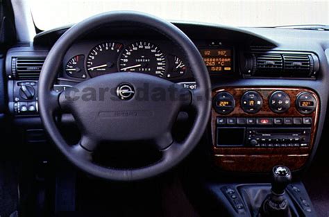 Opel Omega 1994 pictures, Opel Omega 1994 images, (4 of 4)