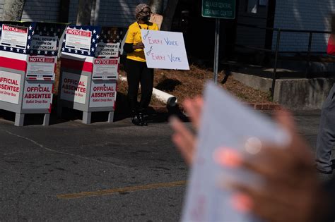 Georgia Runoff Elections Become Focus of USPS Ballot Delivery Lawsuits - Bloomberg