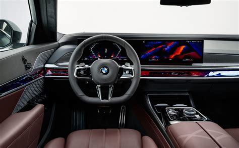 bmw-7-series-interior-2023-001 - Driving.co.uk from The Sunday Times