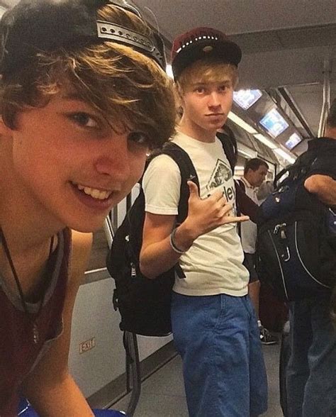 They look so young! | Sam and colby, Colby, Colby brock