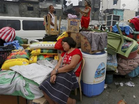 Manila fire break renders 15,000 people homeless in Philippines ...