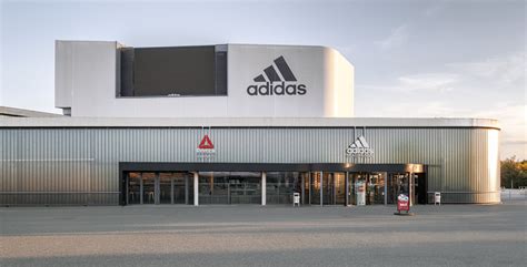 Herzogenaurach | Architecture series | Adidas & Puma headquarters — Matthias Dengler | details ...