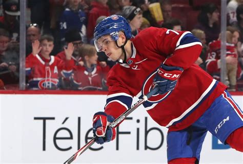 Montreal Canadiens Sign Jake Evans