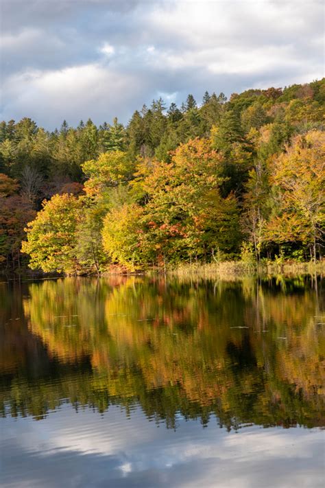 Fall Road Trip to Woodstock, Vermont: An Autumn Wonderland - The Wicked Weekend