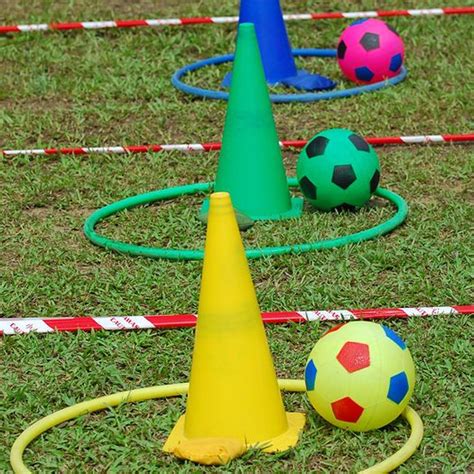 Obstacle Course Game | Obstacle course party, Kids obstacle course, Kids party