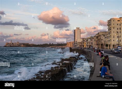 El Malecon sunset in Havana, Cuba Stock Photo - Alamy