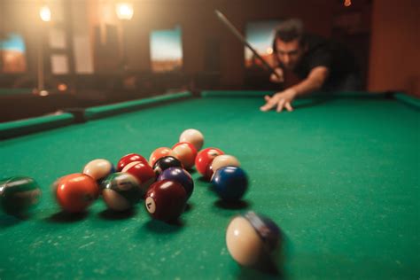 Billiards vs Pool vs Snooker: Know the differences | Triangle Billiards