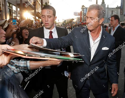 Mel Gibson Signs Autographs Los Angeles Editorial Stock Photo - Stock ...