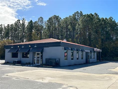 895 S Main St, Baxley, GA 31513 - Former restaurant | LoopNet