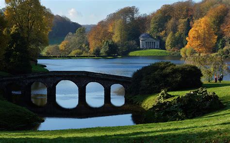 Stourhead House & Garden - Bath UK Tourism, Accommodation, Restaurants ...