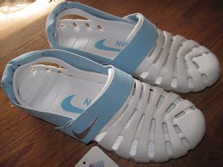 life.dream.hope: Nike crocs Ladies sandle RM70