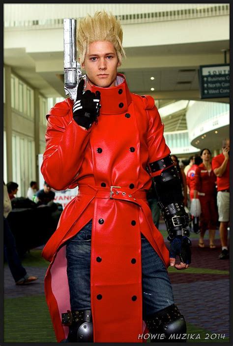 MegaCon 2014 - TRIGUN - VASH THE STAMPEDE | Trigun, Red leather jacket ...