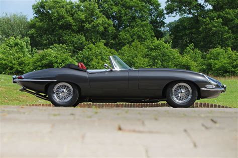 1962 Jaguar E-Type Roadster from Eagle Will Have You Drooling - autoevolution