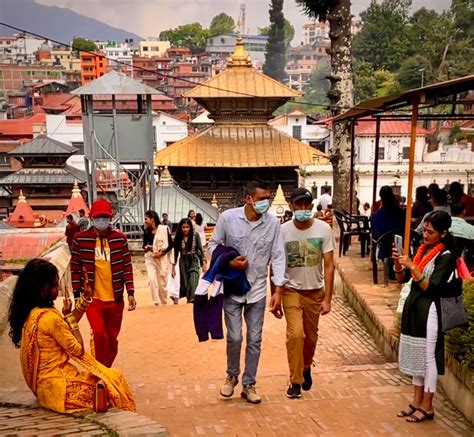 Glimpses of evening Aarti at Pashupatinath Temple (Photo Gallery) - Nepal Minute :: Nepal Minute ...