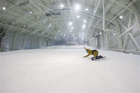 North America's first indoor ski resort is now open at New Jersey's American Dream mega-mall | 6sqft