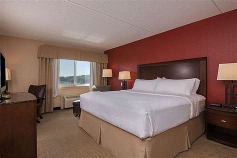 CLARION HOTEL - Updated 2023 Reviews (Taunton, MA)