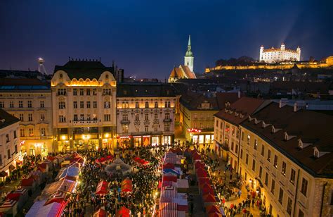 Traditional Christmas Market - Bratislava - Arrivalguides.com