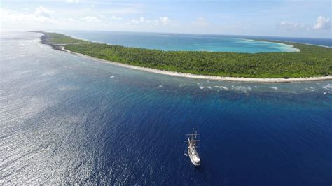 Exploring the Phoenix Islands Protected Area with SEA Semester