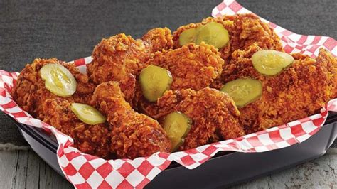 KFC's spicy, world-famous Zinger chicken sandwich makes US debut | Fox News